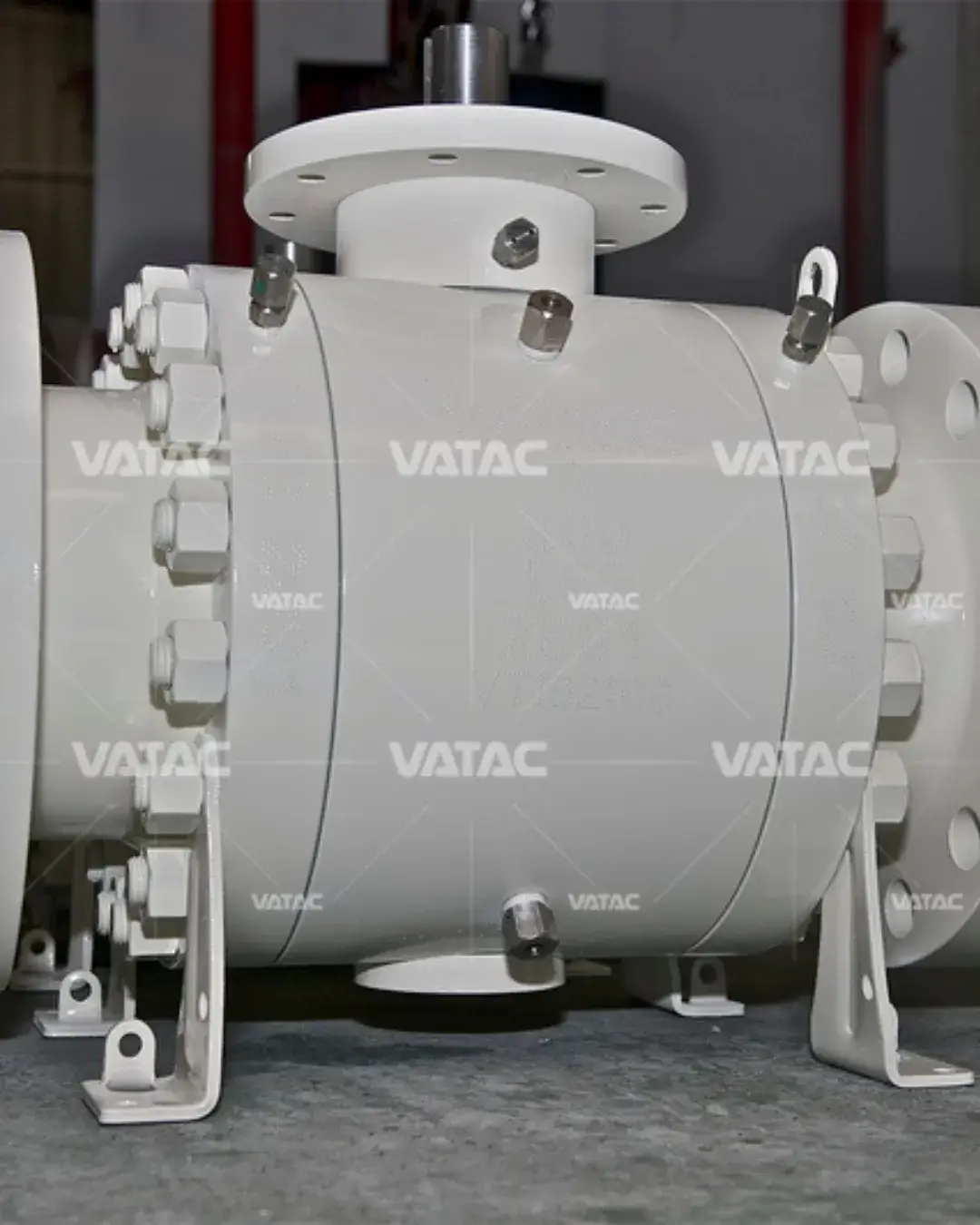 Válvula esfera flangeada industrial branca de grande porte em aço carbono